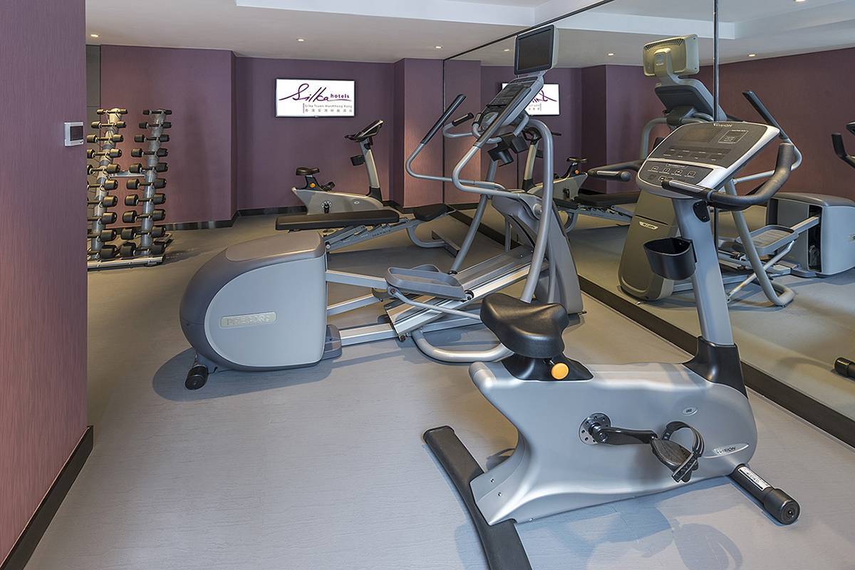 Gymnasium: Work out to your heart’s delight at our well-equipped gym