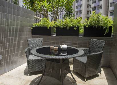 Deluxe Greenview Balcony: A private balcony and greenery to enjoy the open air