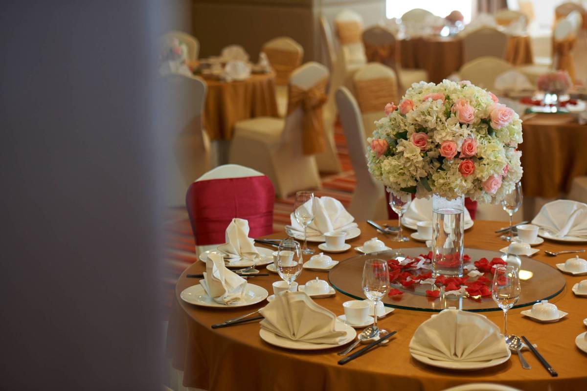 Banquet Wedding Set-up:  Blissful weddings can be had at Silka Cheras, Kuala Lumpur