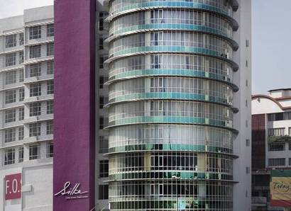 Hotel Facade:  Silka Cheras’s sleek semi-circular facade is a sight to behold