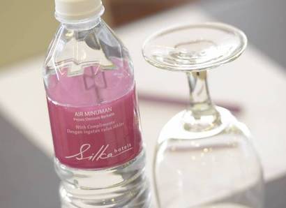 Meetings: A complimentary bottle of water is provided for all meetings