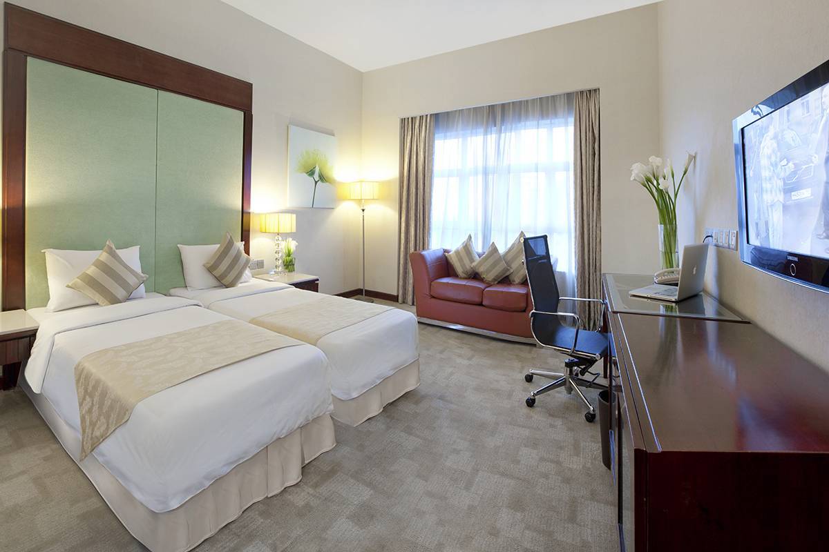 Deluxe Room: Upgrade your experience with a luxurious and well-appointed Deluxe Room